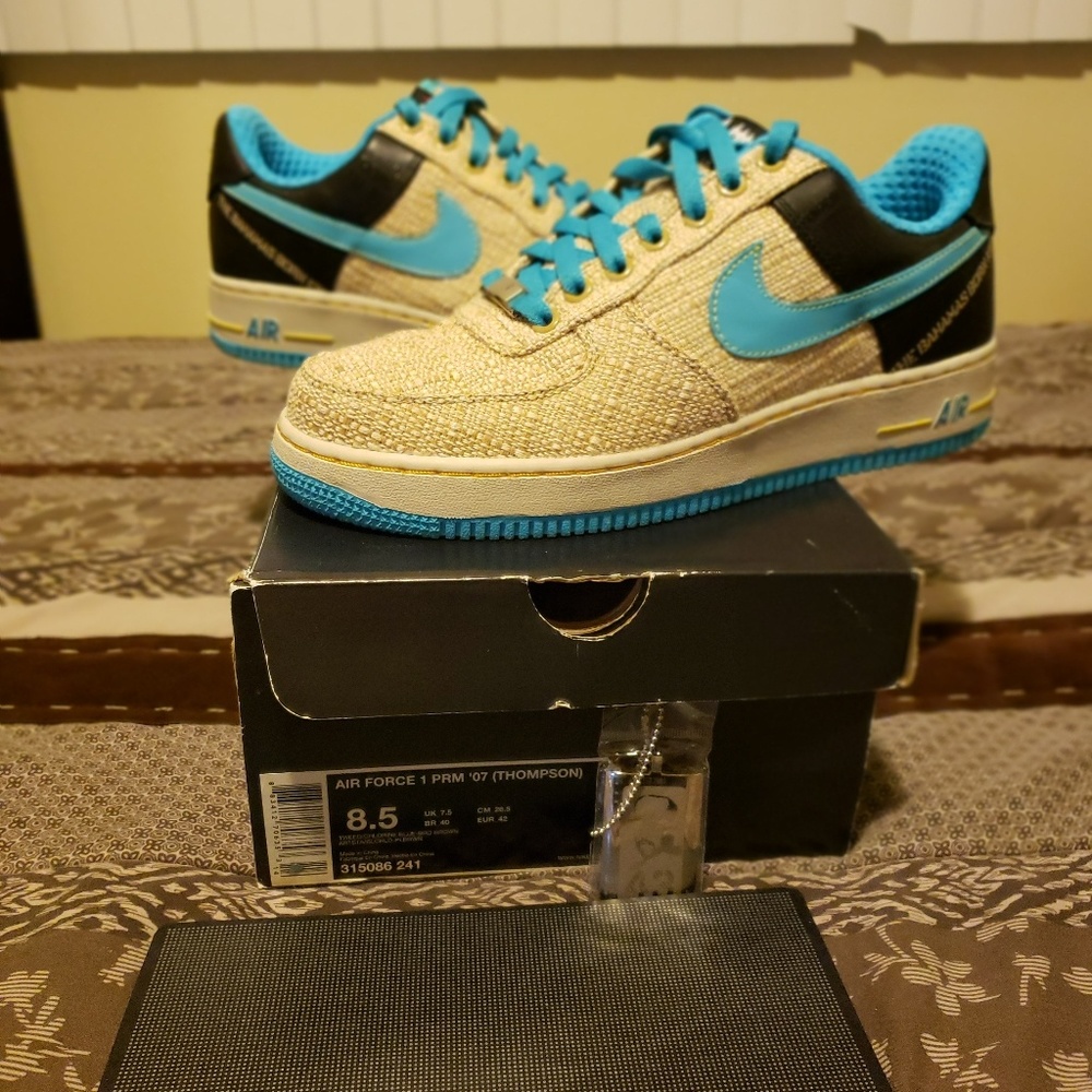 Nike Air Force 1s Thompsons